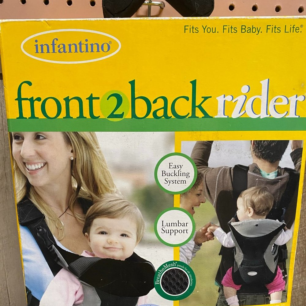 Infantino, Front to Back Rider, easy buckling system,lumbar support, memory foam